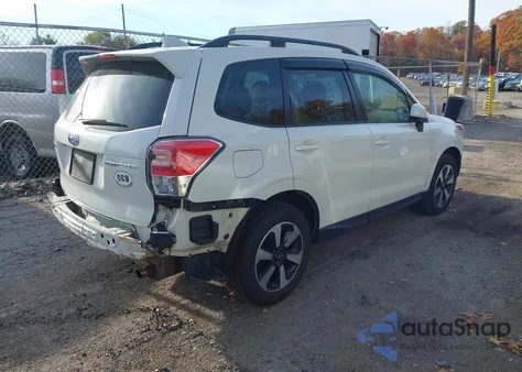 2018 Subaru Forester 2.5I Premium from USA, damaged, VIN JF2SJAGC5JH464563